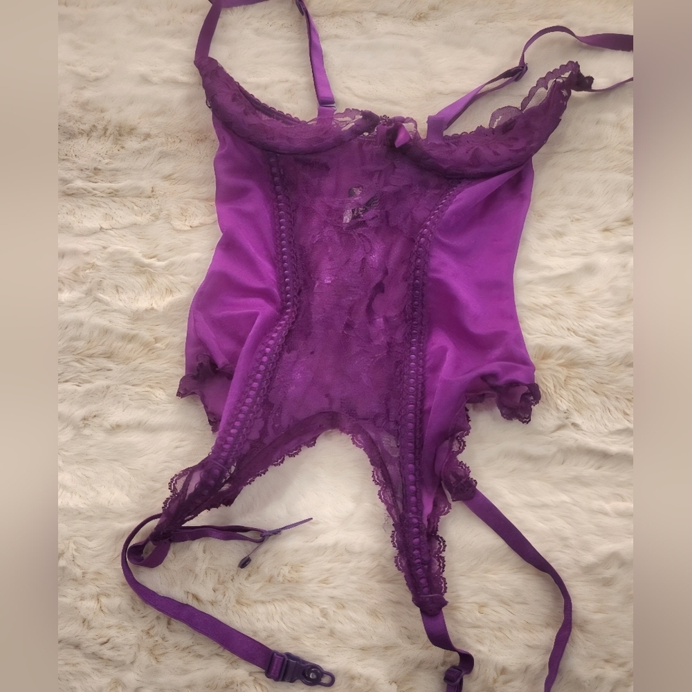 Vntg Frederick's of Hollywood Sz Med Purple Lace Chemise - Picture 2 of 7